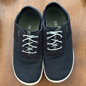 OluKai Nohea Moku Men’s Size 7